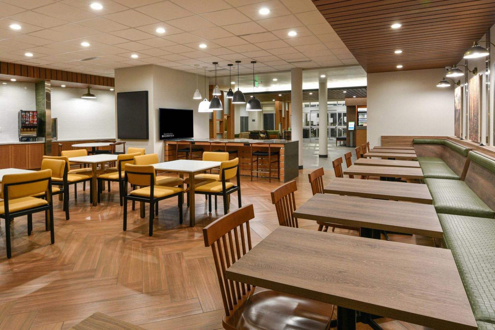 Fairfield Inn & Suites By Marriott Moorpark Ventura County Bagian luar foto
