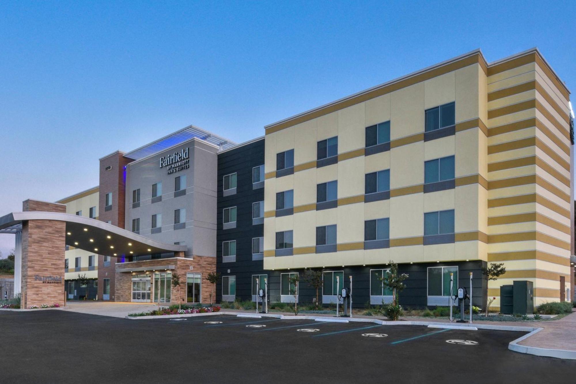 Fairfield Inn & Suites By Marriott Moorpark Ventura County Bagian luar foto